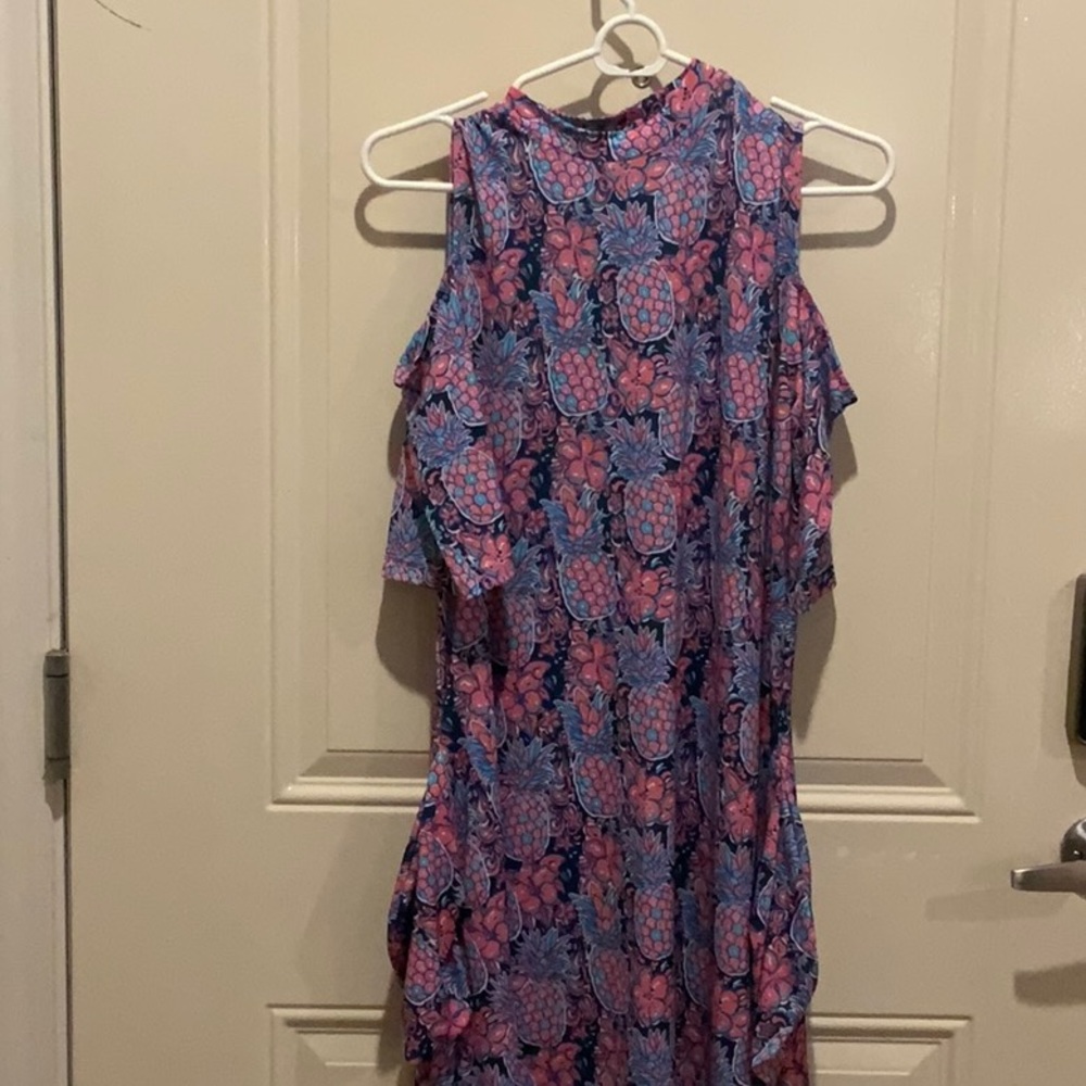 Simply Southern Cold shoulder Pineapple print dress. Size small